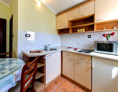 Petokrevetni apartman – br.6