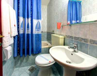 Petokrevetni polusuterenski apartman br.7