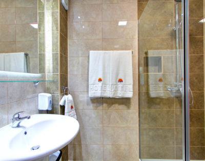 Četvorokrevetni apartman – br.8