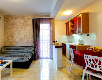 Četvorokrevetni apartman – br.8